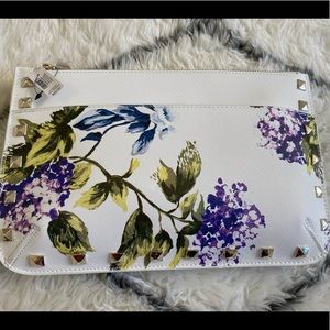 WHBM Hydrangea Pouch